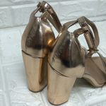 Rose gold chunky‎ heel heels sandals Size 8.5 Photo 3