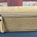 Buxton Faux Croc Clutch Purse Strap Checkbook Cover Photo 2