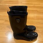 Kamik  women’s black rain boots size 8 . Photo 3