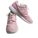 Nike ,‎ LU2, Pink & White, Size Women’s 8 , Youth 6.5, ( see chart), tie closure. Photo 1