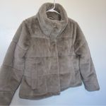 Abercrombie & Fitch A&F Faux Fur Mini Puffer Jacket Medium Photo 1