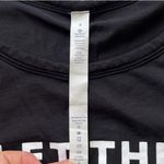 Lululemon Graphic Short Sleeve T-Shirt Size 8 Photo 1