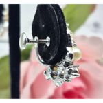 None Silver Tone Crystal & Faux Pearl Cluster Earrings Screw Back Formal Beautiful 1" Photo 4