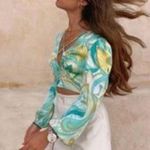 ZARA  SEA GREEN 70s PRINTED
RETRO HOLLY CROP TOP. Photo 11