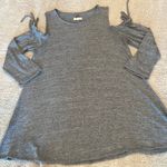 cupio  size large‎ women’s cold shoulder top Photo 0