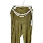 We Wore What Chain High Rise Ribbed Green Leggings NWT Sz Medium Gold Chain Detail Photo 3