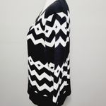 G.H. Bass &Co. G.H. Bass & Co. black geo chevron stripe crewneck sweater size xl Photo 3