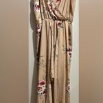 Flowy Romper Dress. Size: Large Tan Floral (192) Photo 0