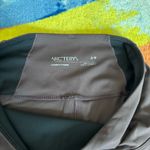 Arcteryx  leggings  Photo 3