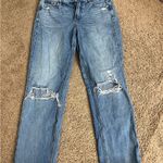 American Eagle  ripped mom jeans Photo 1