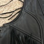 Flying Bikes Oakwood Vintage Women’s Leather Fringe Conch Detail Vest Sz M Black Size M Photo 5