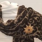 Lucy Avenue AVON VINTAGE πππππ¬ SIGNED GOLD TONE FLOWER DESIGN β STARBURSTβ BROOCH Photo 4