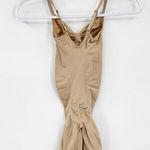 SKIMS  Seamless Sculpt Mid Thigh Clay Beige Shapewear Bodysuit Size S/M Photo 3