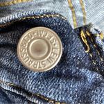 Levi's 724 HIGH RISE STRAIGHT Jeans zipper and Button Closure Medium Wash Photo 5