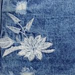 INA  White Floral Embroidered Jean Denim Cut Off Shorts Large Photo 2