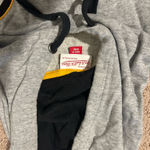 Mitchell & Ness  Boston Bruins, gray Hoodie with Black and Yellow Details Photo 5