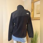 The North Face Women's Black Retro Denali Jacket Medium Photo 4