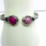 Boutique NWOT Snap-Button Charm Silver-Tone Bangle Bracelet Photo 1