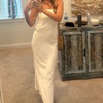 Chic White Backless Dress Photo 2