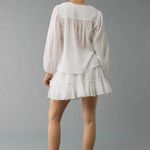 American Eagle  High-Waisted Tiered Mini Skirt in White Size Small Photo 2