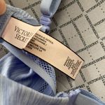 Victoria's Secret Victoria’s Secret Perfect Shape Purple Special Edition Bow Cross Bra 32C EUC Photo 5