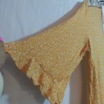 Rose & Thyme  Yellow Floral Boho Peasant 3/4 Sleeve Women's Top Size M Photo 3