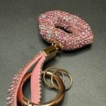Sparkling Rhinestone Lip Keychain Photo 3