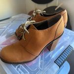 Banana Republic Women’s Elegant Tan Leather Shoes 7.5M Photo 6
