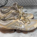 Nike Air Vapormax 2019 AR6632-101 Women’s Size 8.5 Beige Gold White Running Shoe Photo 6