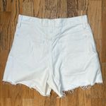 Madewell  The Mom Jean Short White High Waisted Relaxed size 27 Photo 1