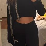 Gymshark Cropped Sweatshirt Photo 0