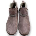 Easy Spirit Explore24 Eskridge Ankle Boots Women 7.5 Brown Leather/Button Detail Photo 1