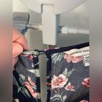 American Eagle β π¦
FLORAL πΊ ROMPER size medium Photo 5
