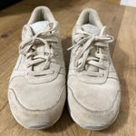 ASICS  Shoes Photo 0