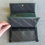 Vintage Amity Olive Green Leather Wallet Clutch Purse Photo 4