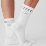 Alo Yoga Unisex Half-Crew Performance Socks NWT Photo 1