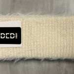 Uniqlo Fluffy headband in a soft, rib knit. Photo 0