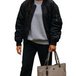 Coach Pebble Leather Gallery Shoulder Tote – Taupe Grey – Chain Strap Detail Photo 0