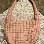Quilted/puffy crossbody Pink Photo 0