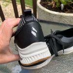 Skechers Women’s ArchFit Air Cooled Cushioning Foam Sole Size 6.5 EUC Photo 3