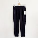 Athleta NWT  Headlands Hybrid Tight in Black Size 10 Photo 2