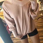 Amazon Pink Sweater Photo 0