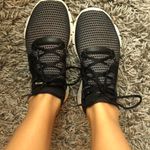 Under Armour Running Shoes Photo 0