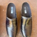 Munro  leather Bronz metallic platform clogs sz 8.5 Photo 2