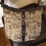 Coach  Vintage Horse and Carriage Brown Shoulder Bag Leather Straps Authentic Photo 3