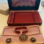 VINTAGE PRINCESS COSTUME GOLD/RHINESTONES FLORAL SHAPE NECKLACE EARRING SET Photo 7