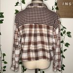 American Eagle Cropped Button Up Plaid Flannel Loose Fitting Photo 3