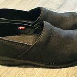 Sanita Women’s non Photo 1