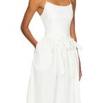 Chic White Maxi Dress with Spaghetti Straps Size undefined Photo 1