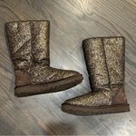 UGG  Australia Women's Classic Short II Foil Glam Boots Size 5 Chestnut B… Photo 6